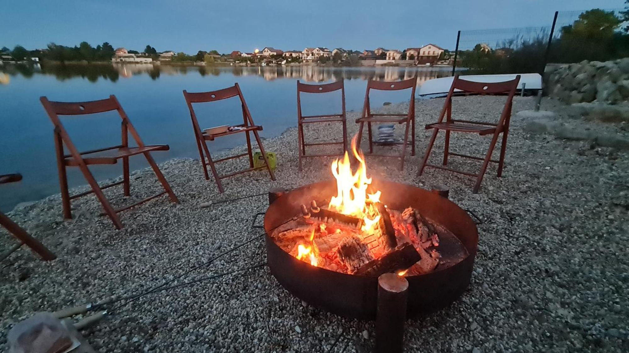 Vila Ferie Dunajska Luzna Bagian luar foto